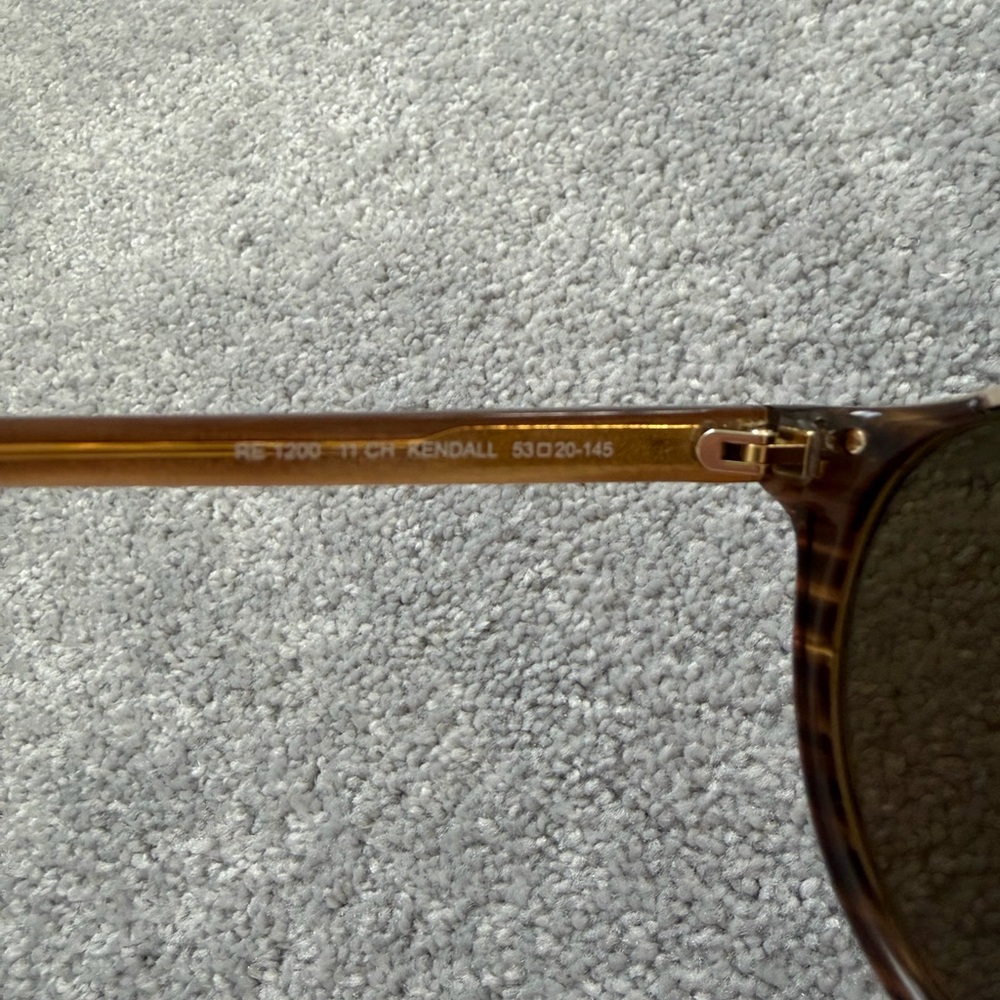 Revo Kendall Toole Sunglasses β Amber Horn / Champagne - Picture 5 of 6